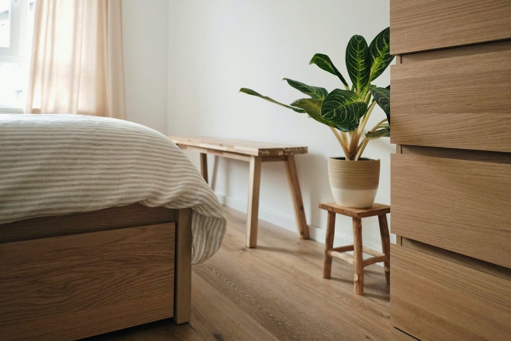 De nieuwe trend: waterbed met houten ombouw